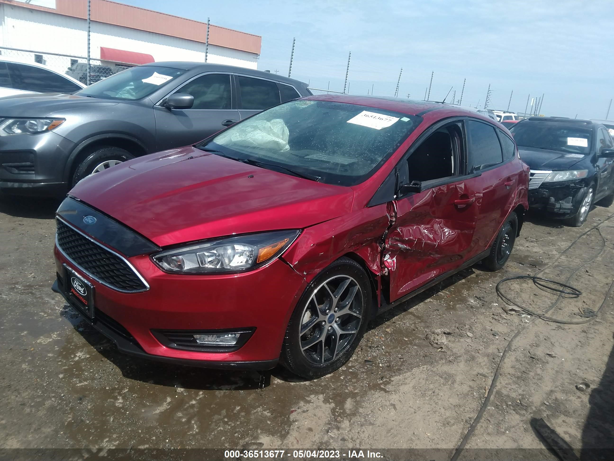 Photo 1 VIN: 1FADP3M27HL282129 - FORD FOCUS 