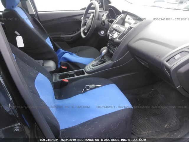 Photo 4 VIN: 1FADP3M27JL226651 - FORD FOCUS 