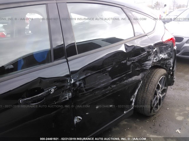 Photo 5 VIN: 1FADP3M27JL226651 - FORD FOCUS 