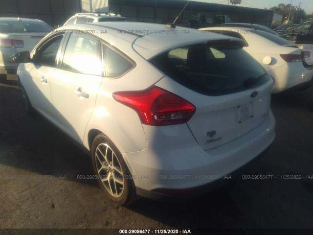 Photo 2 VIN: 1FADP3M28HL290062 - FORD FOCUS 