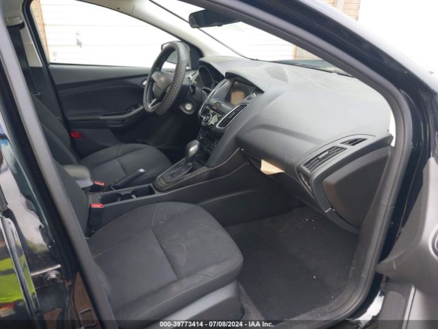 Photo 4 VIN: 1FADP3M28HL345688 - FORD FOCUS 