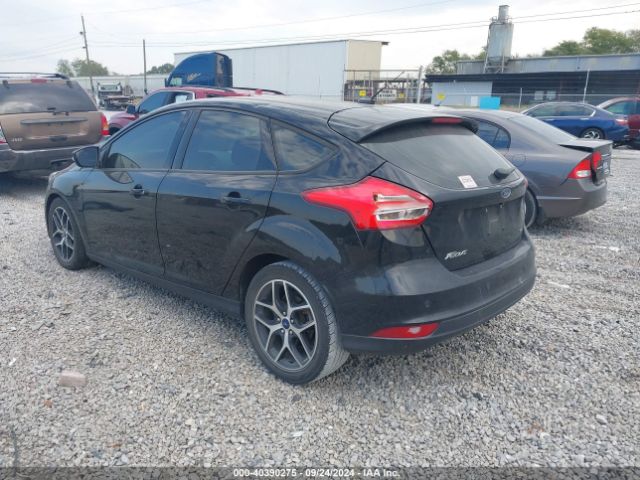 Photo 2 VIN: 1FADP3M28JL299351 - FORD FOCUS 