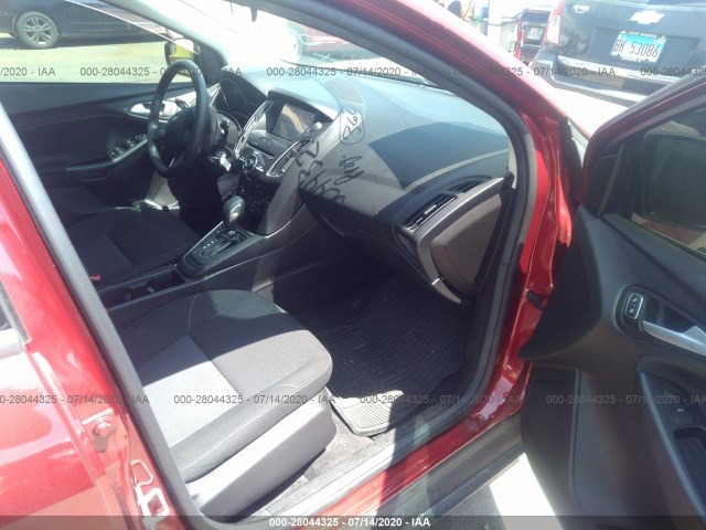 Photo 4 VIN: 1FADP3M29HL328852 - FORD FOCUS 