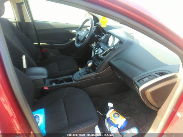 Photo 4 VIN: 1FADP3M29HL335820 - FORD FOCUS 