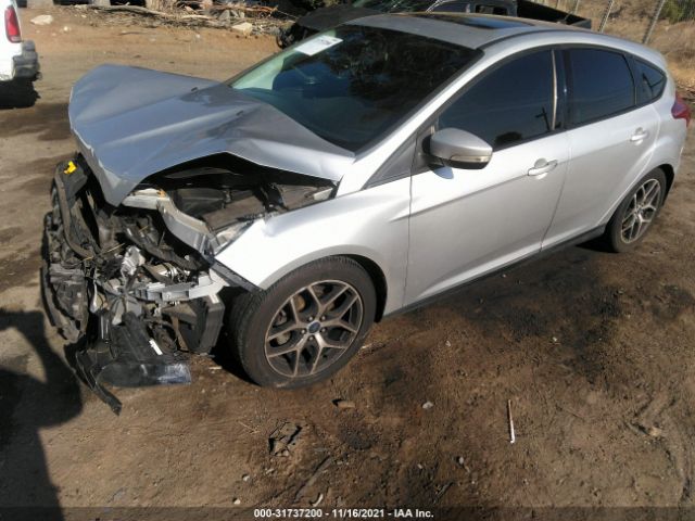 Photo 1 VIN: 1FADP3M2XHL263655 - FORD FOCUS 