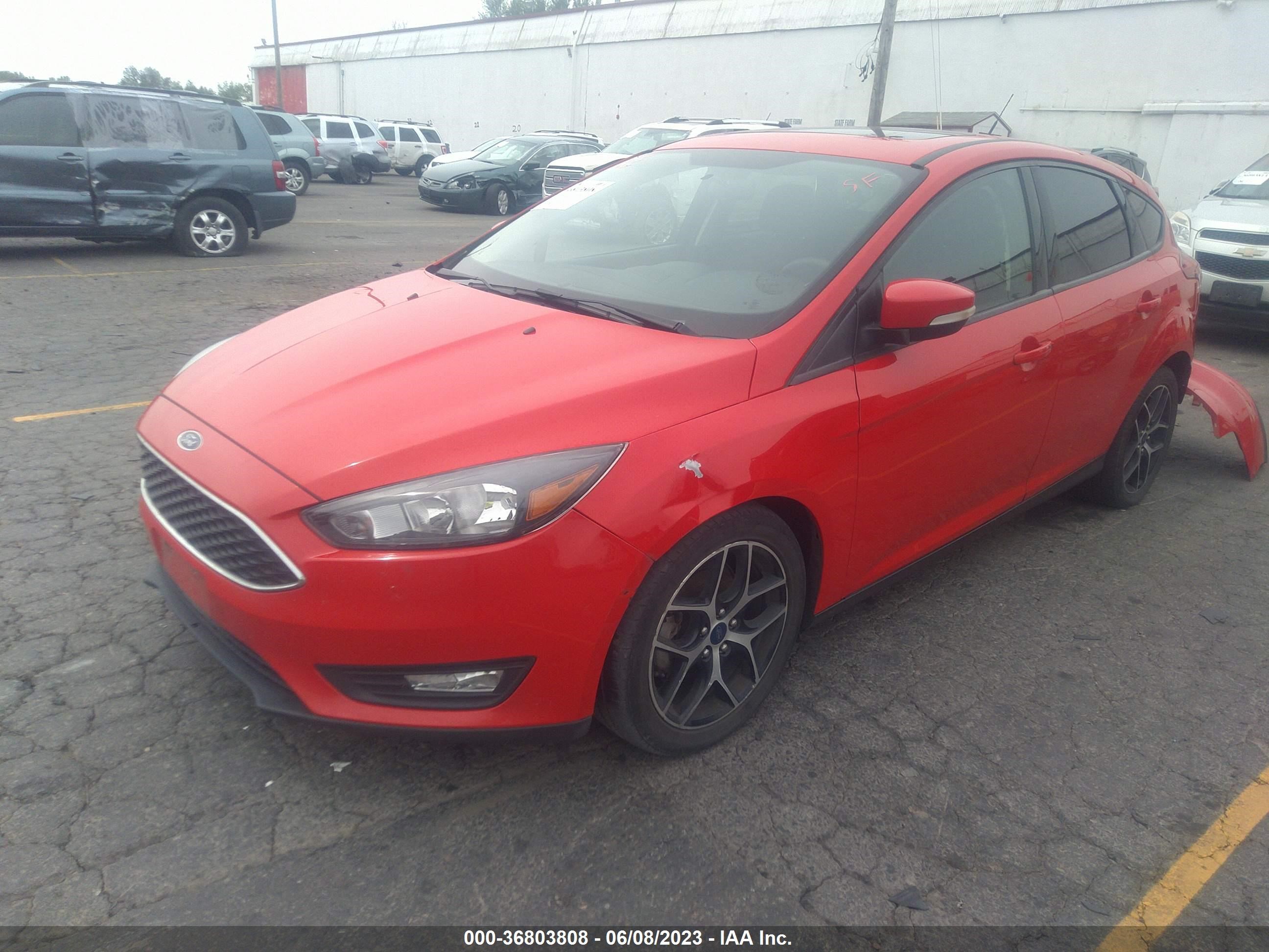 Photo 1 VIN: 1FADP3M2XHL308366 - FORD FOCUS 