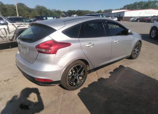 Photo 3 VIN: 1FADP3M2XHL324809 - FORD FOCUS 