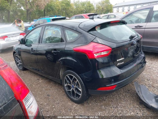 Photo 2 VIN: 1FADP3M2XJL310463 - FORD FOCUS 