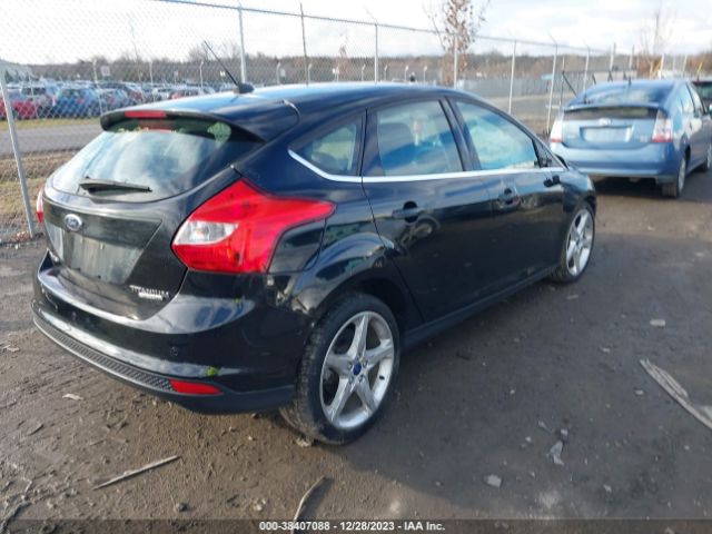 Photo 3 VIN: 1FADP3N20DL275516 - FORD FOCUS 