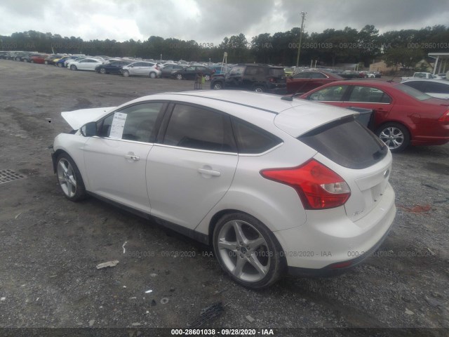 Photo 2 VIN: 1FADP3N20DL348917 - FORD FOCUS 