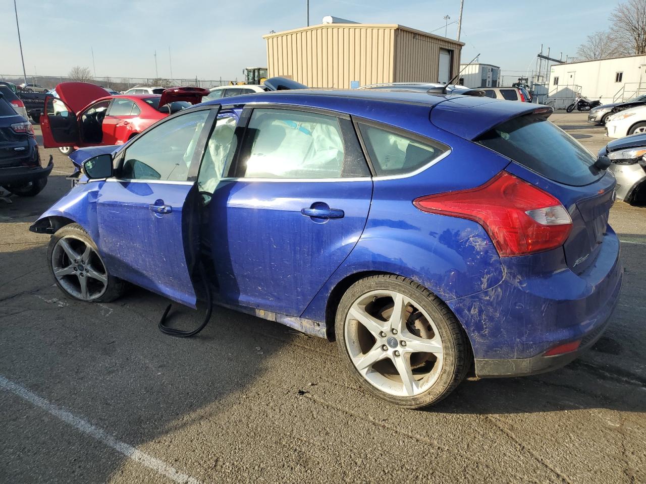 Photo 1 VIN: 1FADP3N20EL179581 - FORD FOCUS 