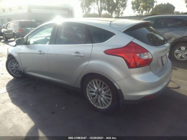 Photo 2 VIN: 1FADP3N20EL374371 - FORD FOCUS 