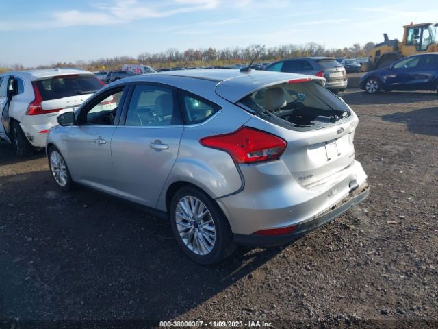 Photo 2 VIN: 1FADP3N20GL307479 - FORD FOCUS 