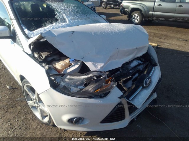 Photo 5 VIN: 1FADP3N21DL210190 - FORD FOCUS 