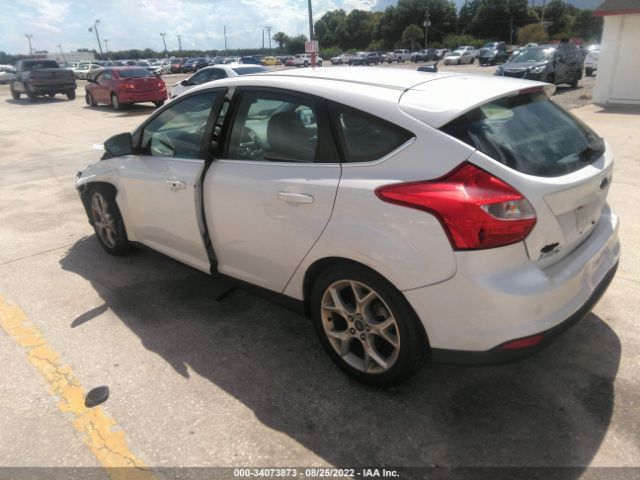 Photo 2 VIN: 1FADP3N21EL368241 - FORD FOCUS 