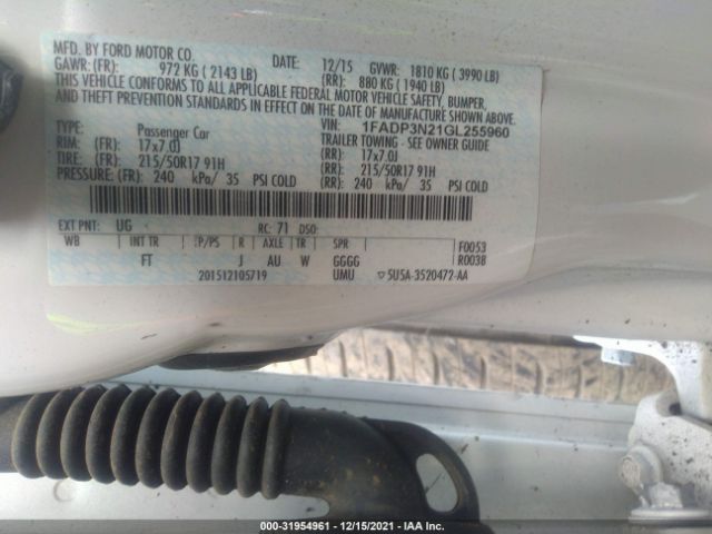 Photo 8 VIN: 1FADP3N21GL255960 - FORD FOCUS 