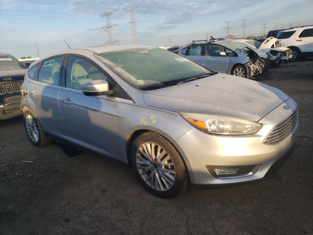 Photo 3 VIN: 1FADP3N21HL288099 - FORD FOCUS 