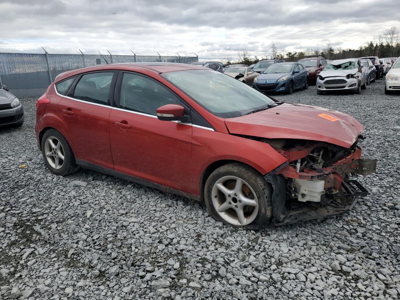 Photo 3 VIN: 1FADP3N21JL296371 - FORD FOCUS 