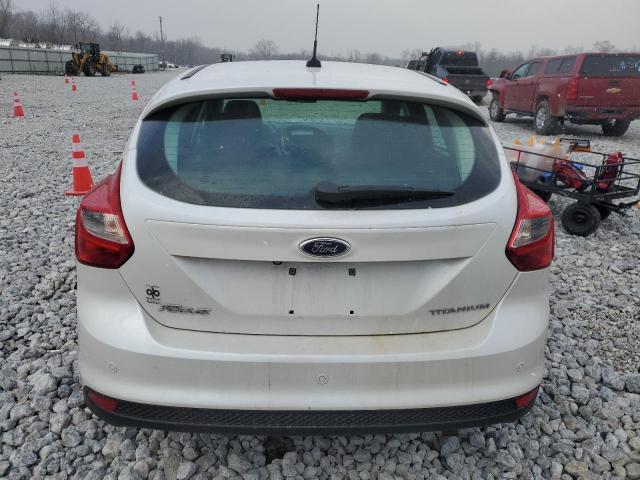 Photo 5 VIN: 1FADP3N22EL217358 - FORD FOCUS 