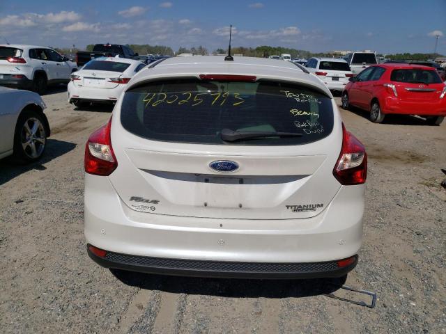 Photo 5 VIN: 1FADP3N22EL378907 - FORD FOCUS TITA 