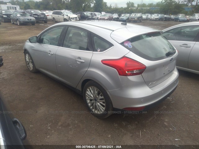 Photo 2 VIN: 1FADP3N22GL264909 - FORD FOCUS 