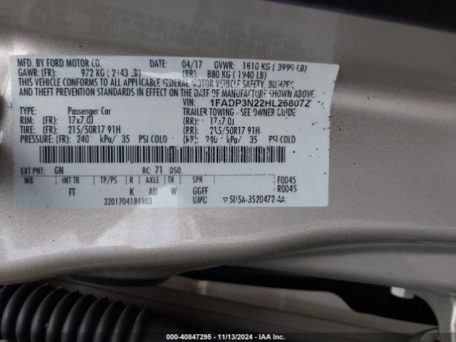 Photo 8 VIN: 1FADP3N22HL268072 - FORD FOCUS 