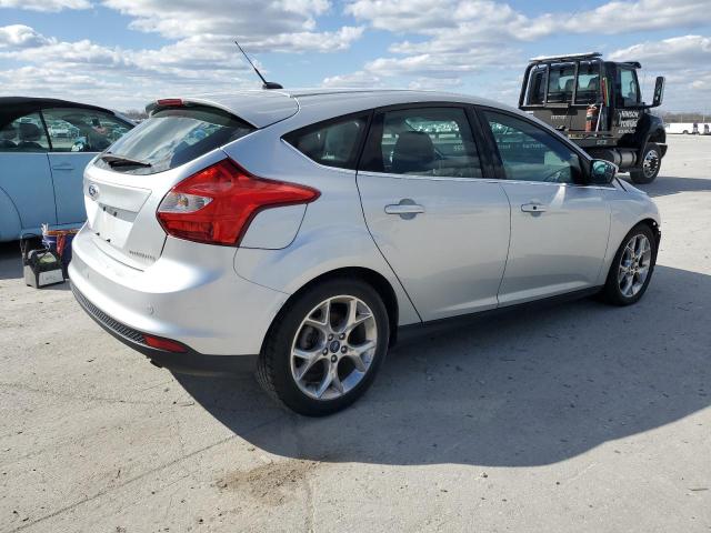 Photo 2 VIN: 1FADP3N23DL177970 - FORD FOCUS 