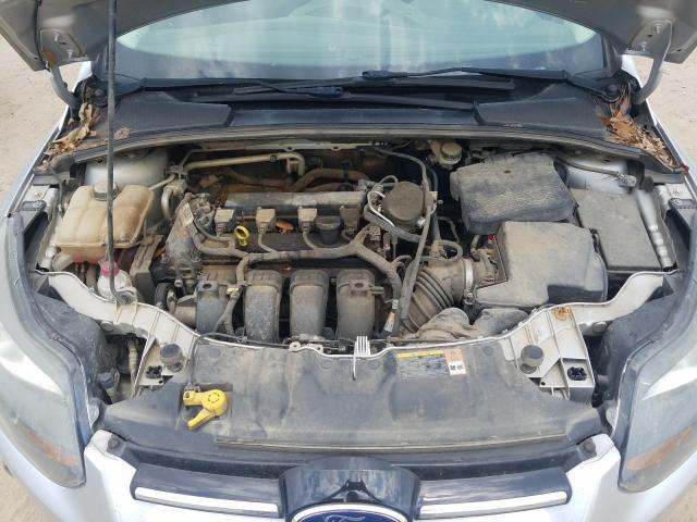 Photo 6 VIN: 1FADP3N23DL349382 - FORD FOCUS TITA 