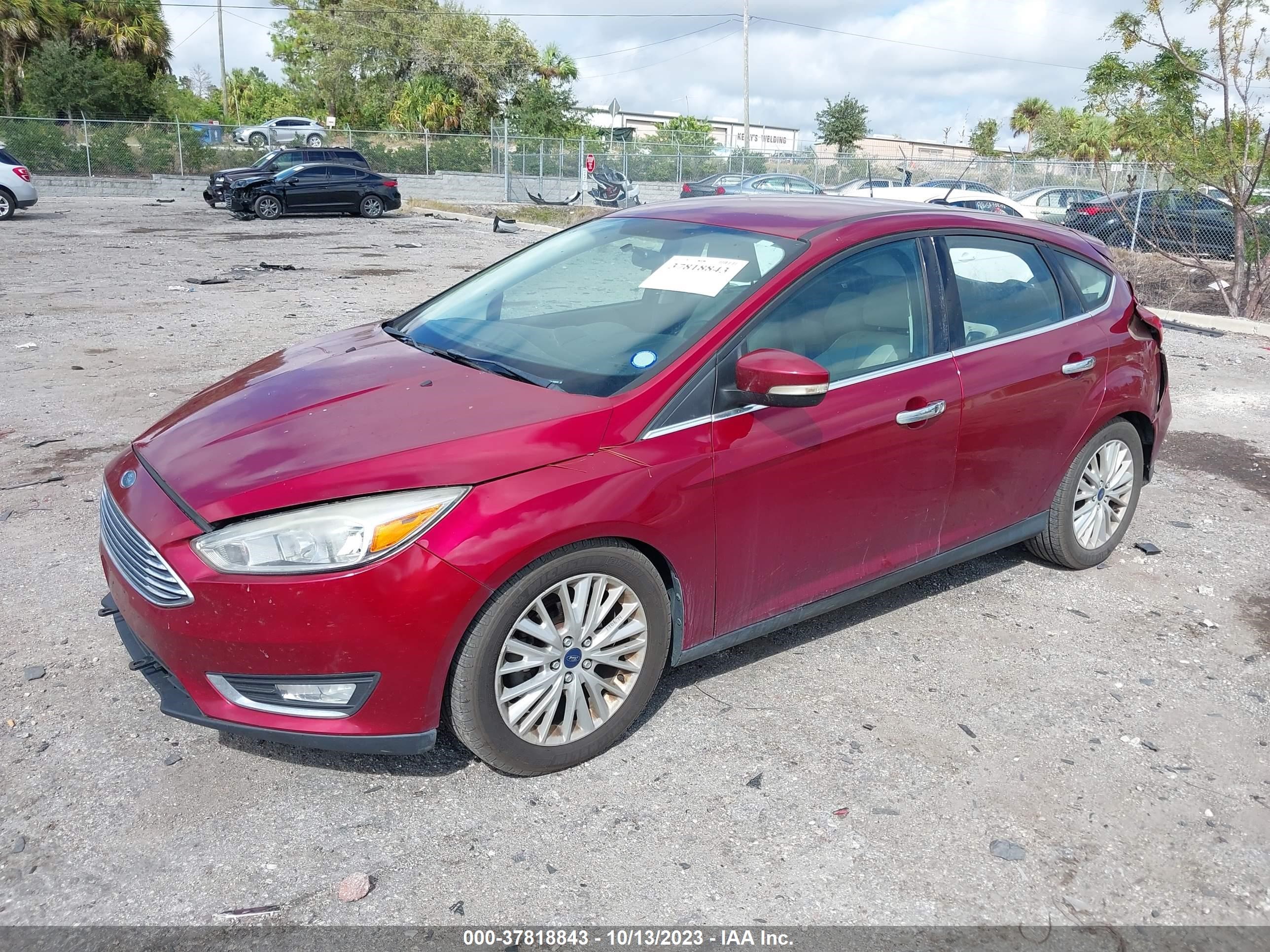 Photo 1 VIN: 1FADP3N23GL326026 - FORD FOCUS 