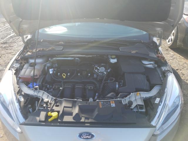 Photo 6 VIN: 1FADP3N23JL261783 - FORD FOCUS TITA 