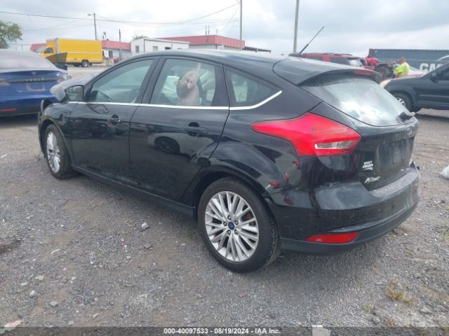 Photo 2 VIN: 1FADP3N23JL294475 - FORD FOCUS 