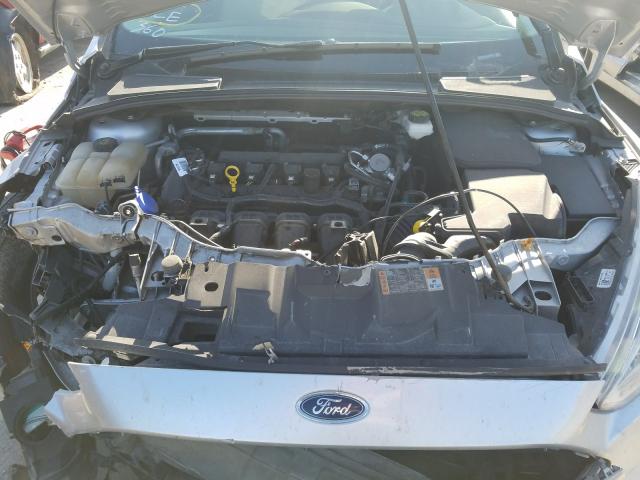 Photo 6 VIN: 1FADP3N23JL295920 - FORD FOCUS TITA 