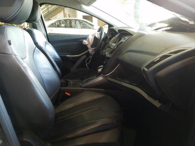 Photo 4 VIN: 1FADP3N24DL235813 - FORD FOCUS TITA 