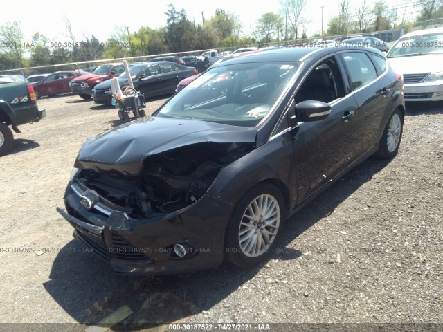 Photo 1 VIN: 1FADP3N24EL135910 - FORD FOCUS 