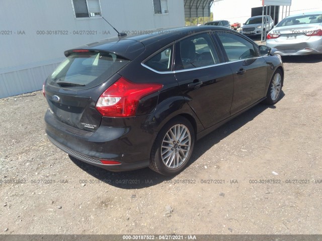 Photo 3 VIN: 1FADP3N24EL135910 - FORD FOCUS 