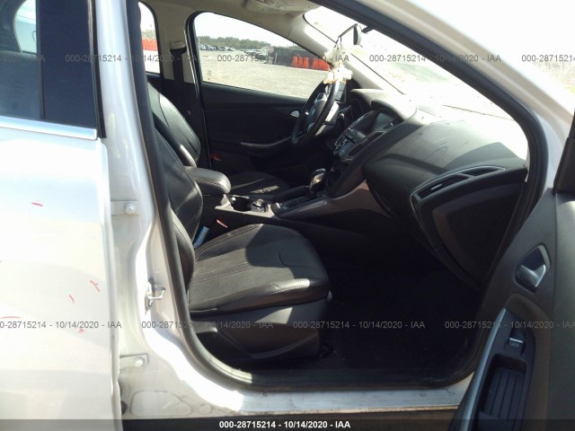 Photo 4 VIN: 1FADP3N24EL294720 - FORD FOCUS 