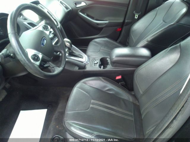 Photo 4 VIN: 1FADP3N24EL294989 - FORD FOCUS 