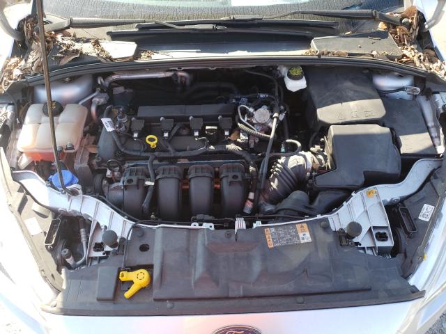 Photo 6 VIN: 1FADP3N24JL314037 - FORD FOCUS TITA 