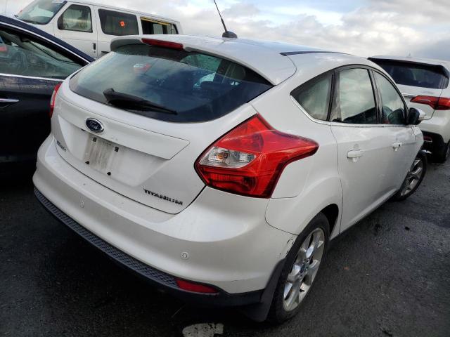 Photo 2 VIN: 1FADP3N25DL117074 - FORD FOCUS 