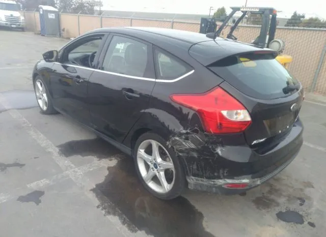 Photo 2 VIN: 1FADP3N25DL124462 - FORD FOCUS 