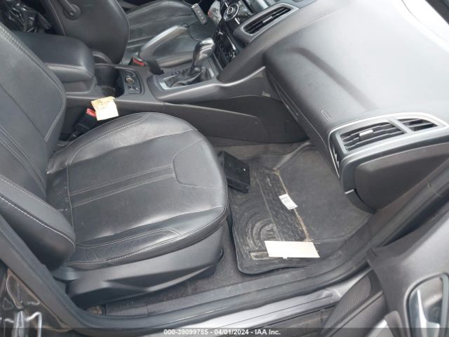 Photo 4 VIN: 1FADP3N25DL129211 - FORD FOCUS 