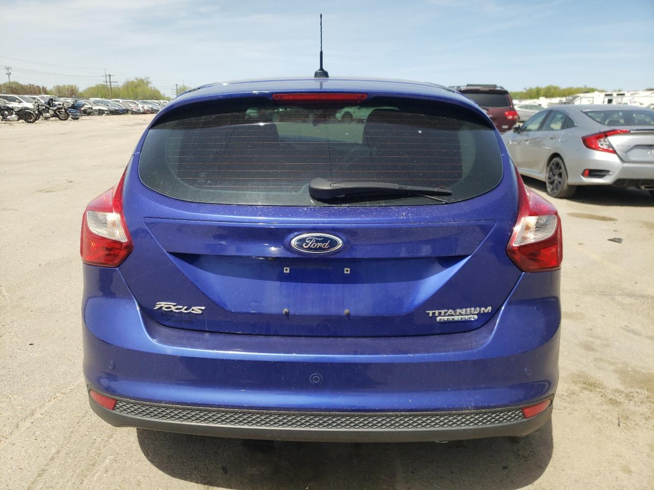 Photo 5 VIN: 1FADP3N25DL158661 - FORD FOCUS 