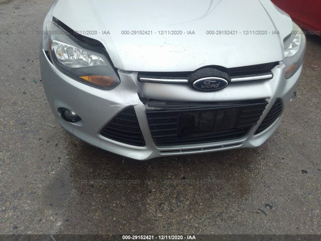 Photo 5 VIN: 1FADP3N25DL217742 - FORD FOCUS 