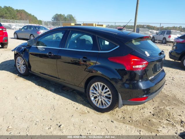 Photo 2 VIN: 1FADP3N25HL272679 - FORD FOCUS 