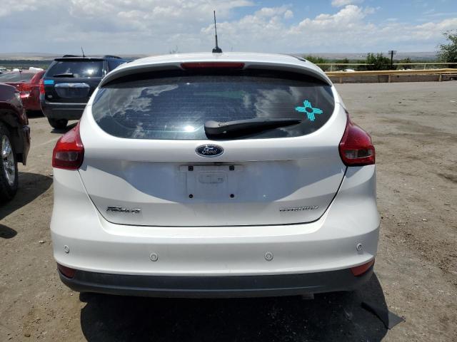 Photo 5 VIN: 1FADP3N25JL233600 - FORD FOCUS 