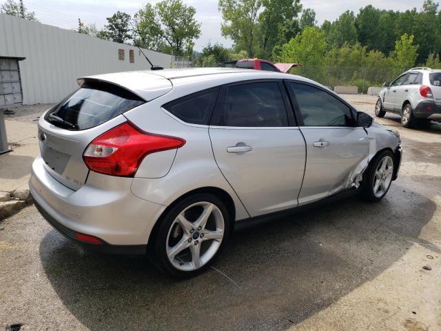 Photo 2 VIN: 1FADP3N26DL177753 - FORD FOCUS 