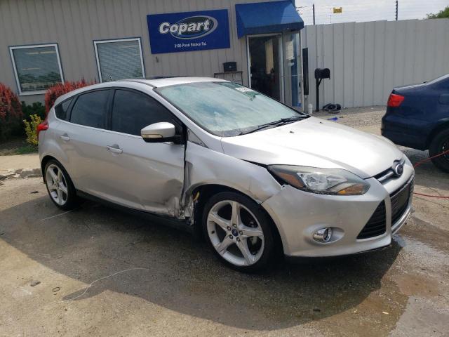 Photo 3 VIN: 1FADP3N26DL177753 - FORD FOCUS 