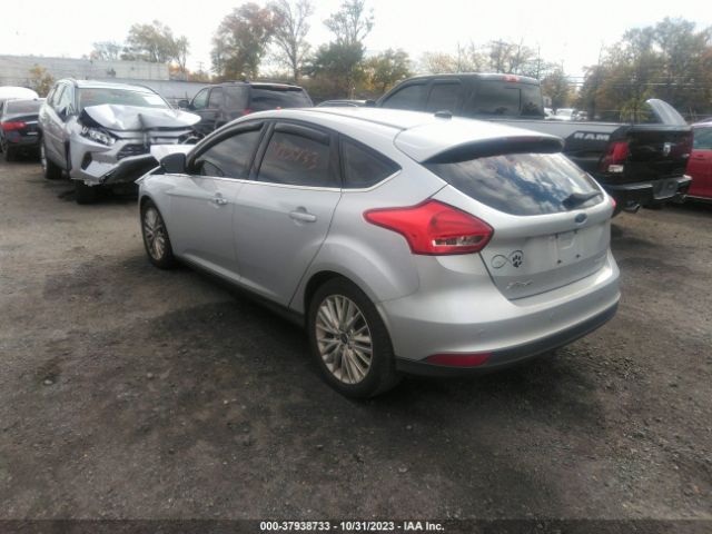 Photo 2 VIN: 1FADP3N26HL207131 - FORD FOCUS 