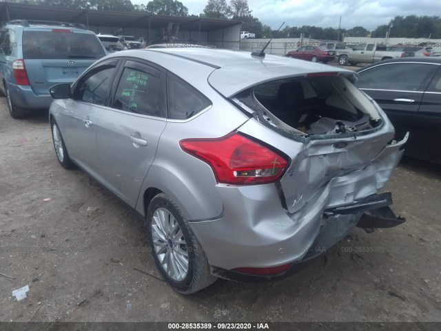 Photo 2 VIN: 1FADP3N26HL320576 - FORD FOCUS 