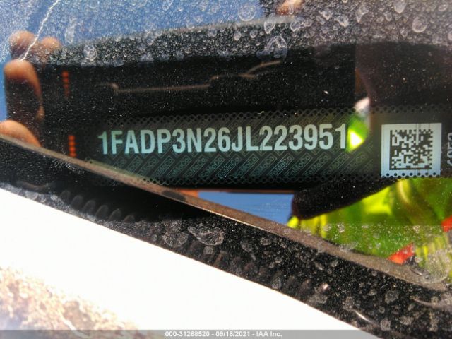 Photo 8 VIN: 1FADP3N26JL223951 - FORD FOCUS 